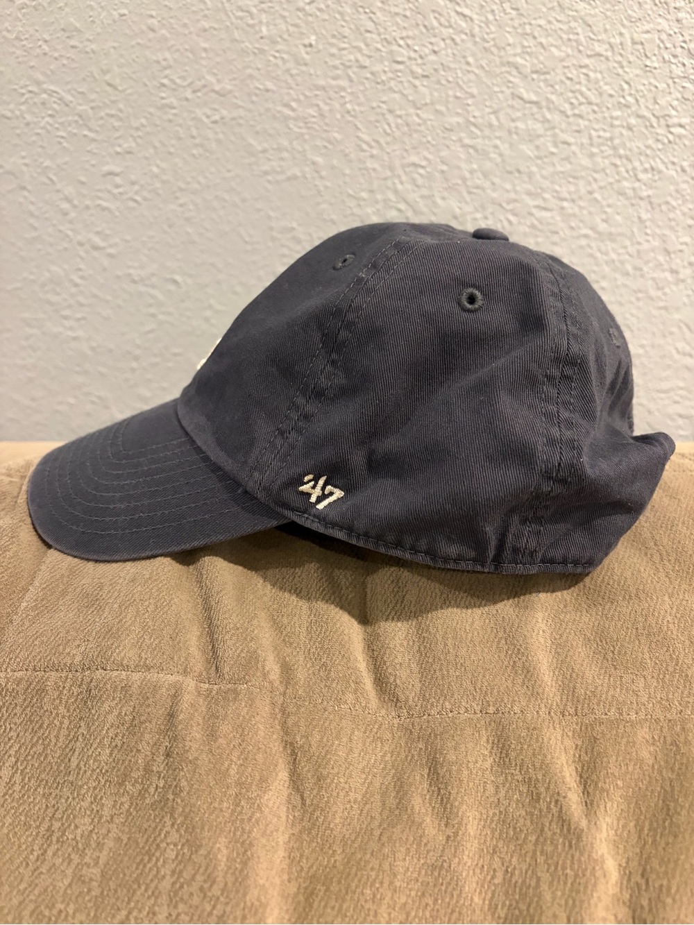Los Angeles Baseball Cap - Navy with White LA Logo - Picture 3 of 4